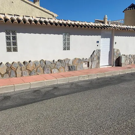 Villa Villamartin 3- Bed Villa, On Ground Floor, Private Pool, Golf Orihuela